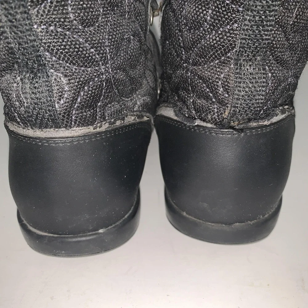 Helly Hansen Boots Womens Size 6.5 Black Quilted Faux Fur Lace Up Winter Snow